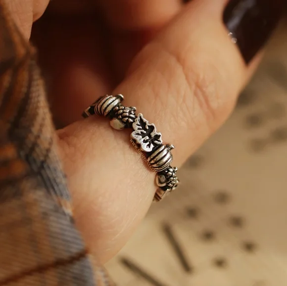 Dixi Autumn Is Calling Pumpkin & Acorn Boho Wreath Ring Sterling Silver - Picture 4 of 12